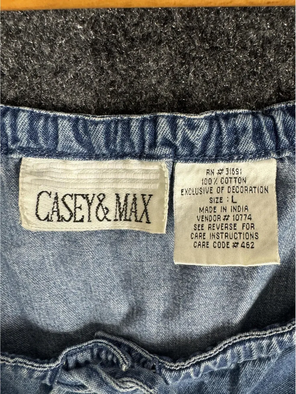 Casey & Max Top Women L Large Blue Floral Embroidered Button Up Tasseled Casual - Picture 5 of 6